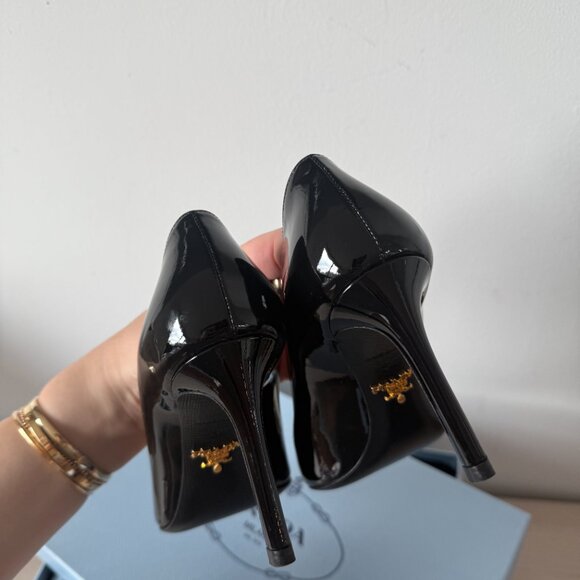 NWT Prada Pointed Toe Pumps Black Patent Leather High Stiletto Heels Sz 34 - Picture 9 of 11